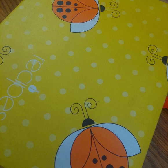 Vintage Recipes Book Lady Bug W/ Tie Ribbon  (A) - Picture 2 of 5